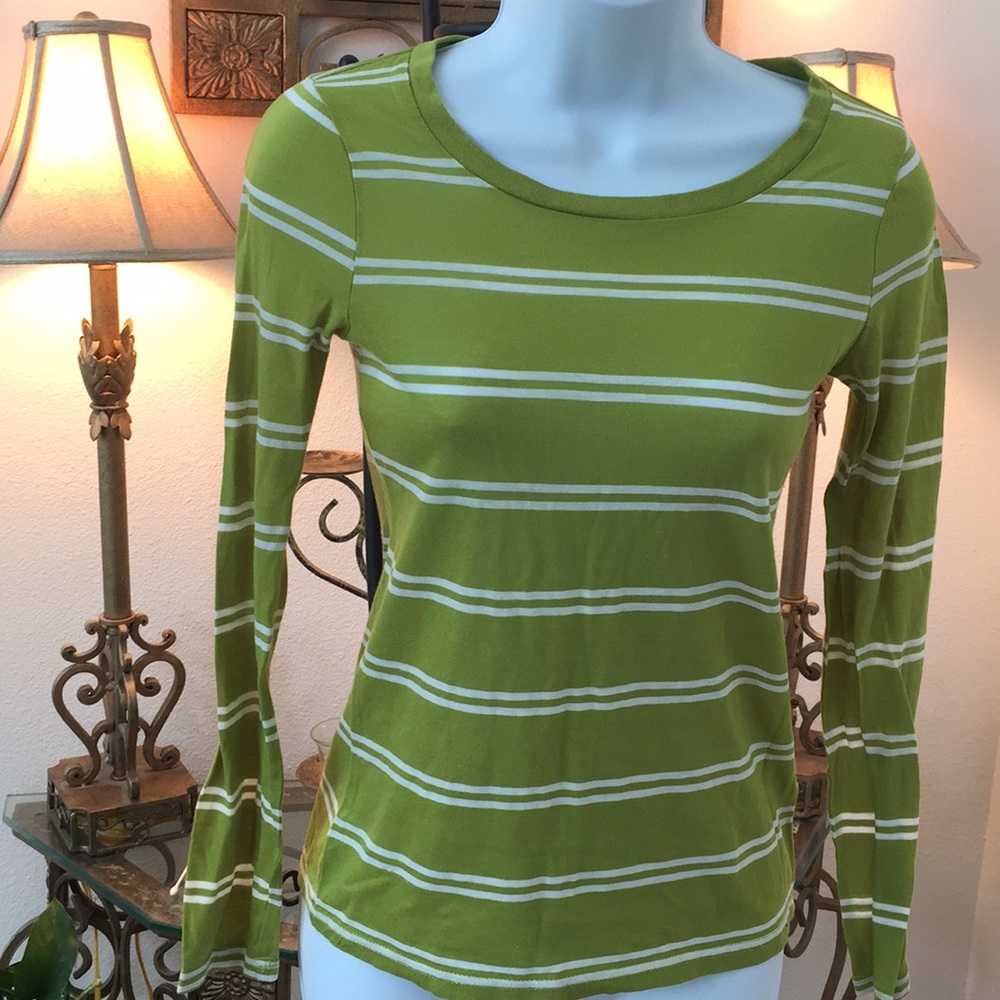 JCrew shirt long sleeves 💯 % Cotton Size s